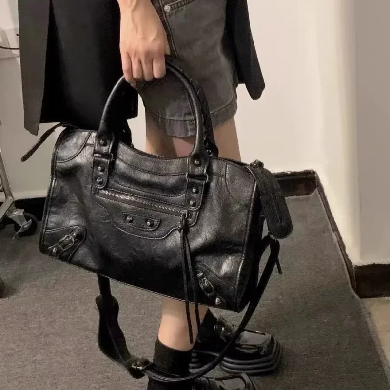 Sac à main à Rivets de grande  - Luxury Bags Vip avis et prix
